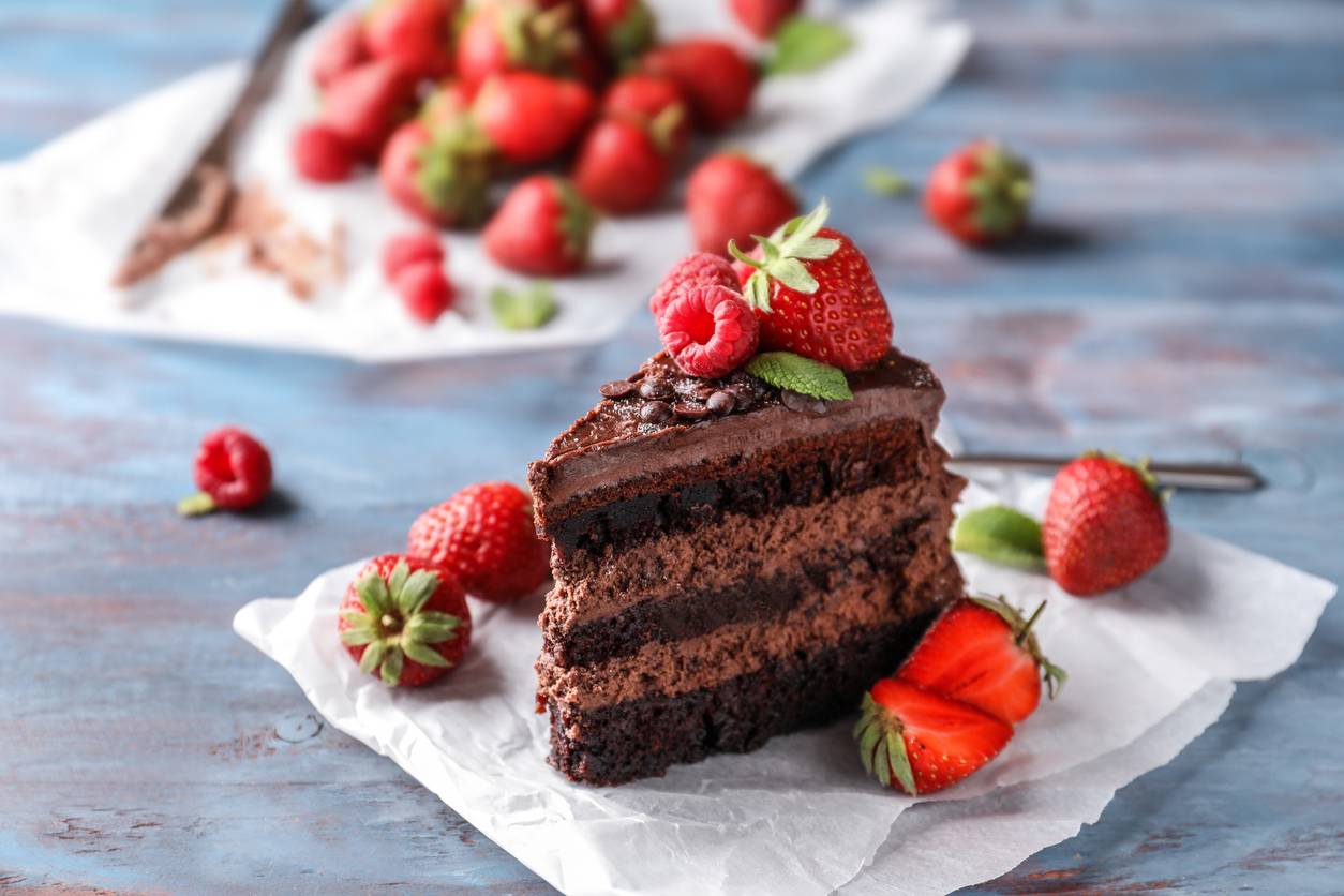 Un gâteau au chocolat